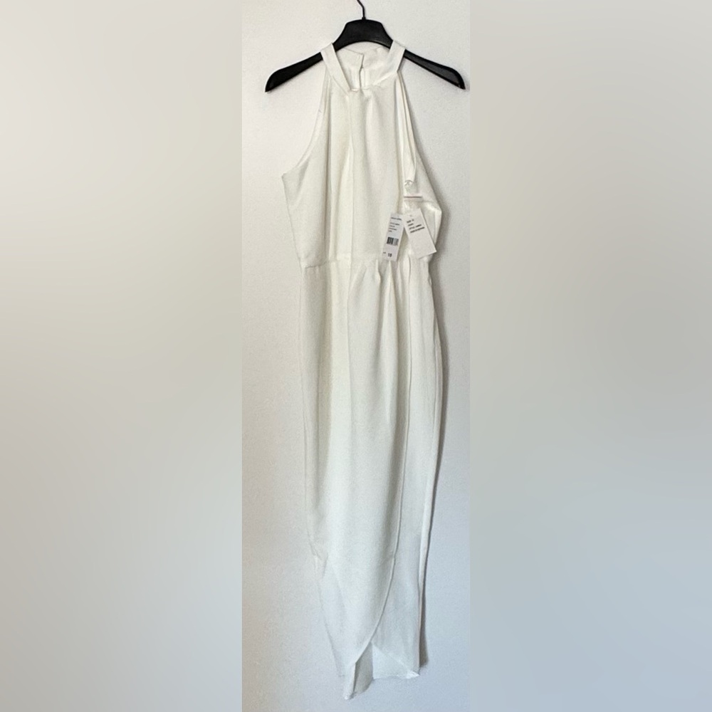 NWT - Julia Jordan - Halter Gown w/ Slit - Ivory - Size 10